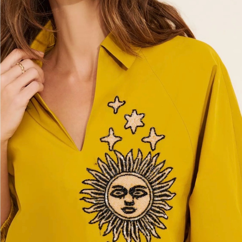 Anthropologie-DRESS w Sun and Stars Embroidery , Collared with  Batwing sleeves